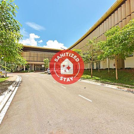 Capital O 90614 Cvia Ummul Hotel 巴东勿刹 外观 照片