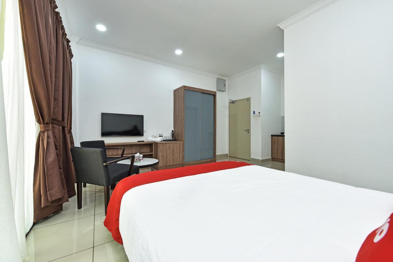 Capital O 90614 Cvia Ummul Hotel 巴东勿刹 外观 照片